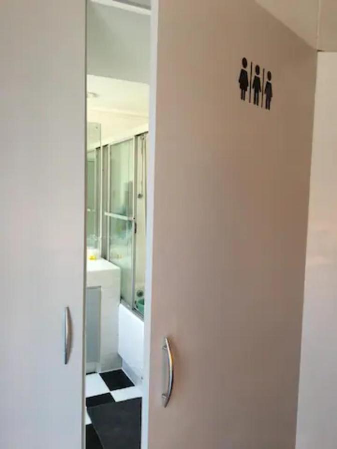 Seaside Getaway @ Swallow House Suite #2 Cape Town Bagian luar foto