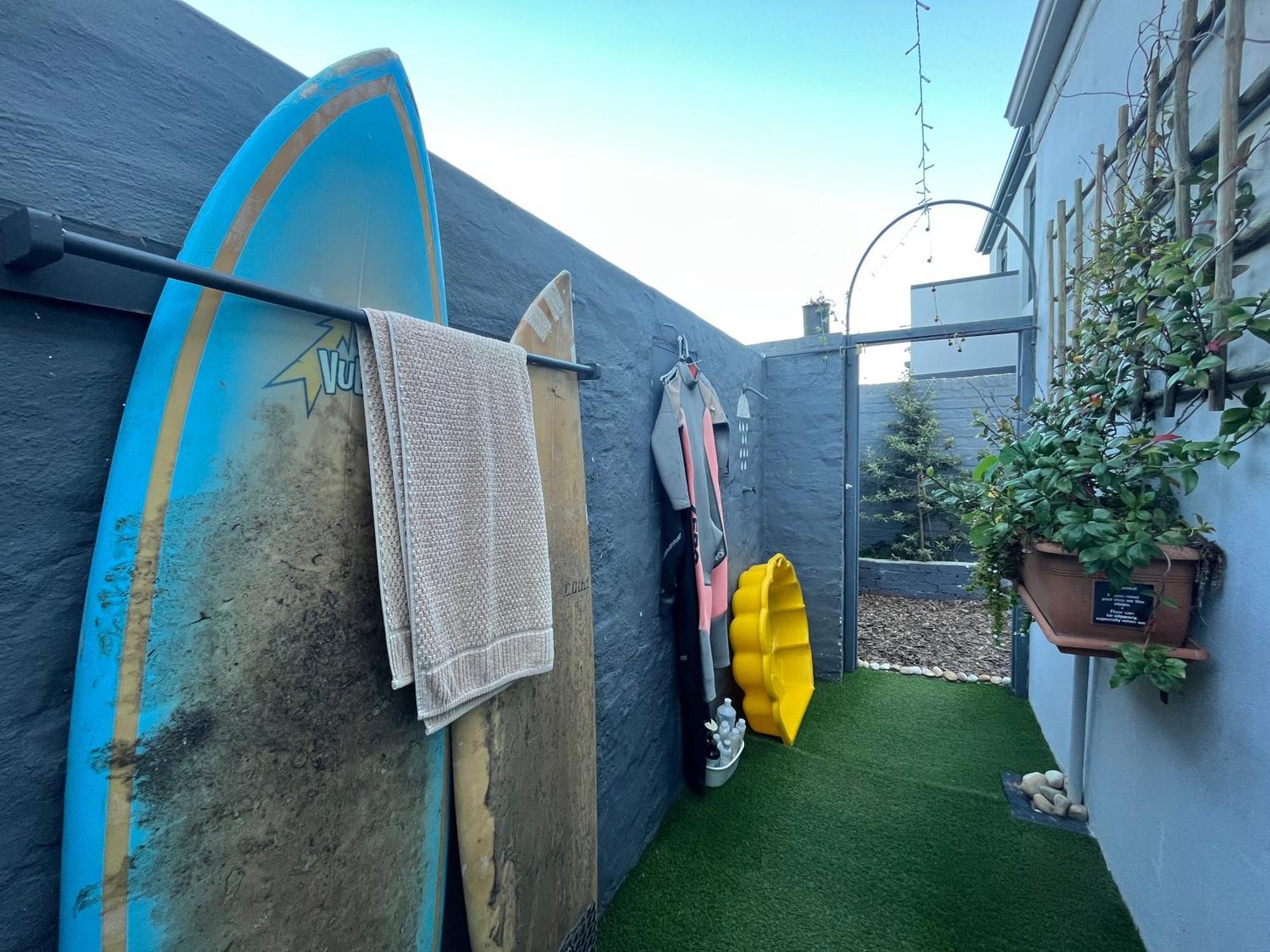 Seaside Getaway @ Swallow House Suite #2 Cape Town Bagian luar foto