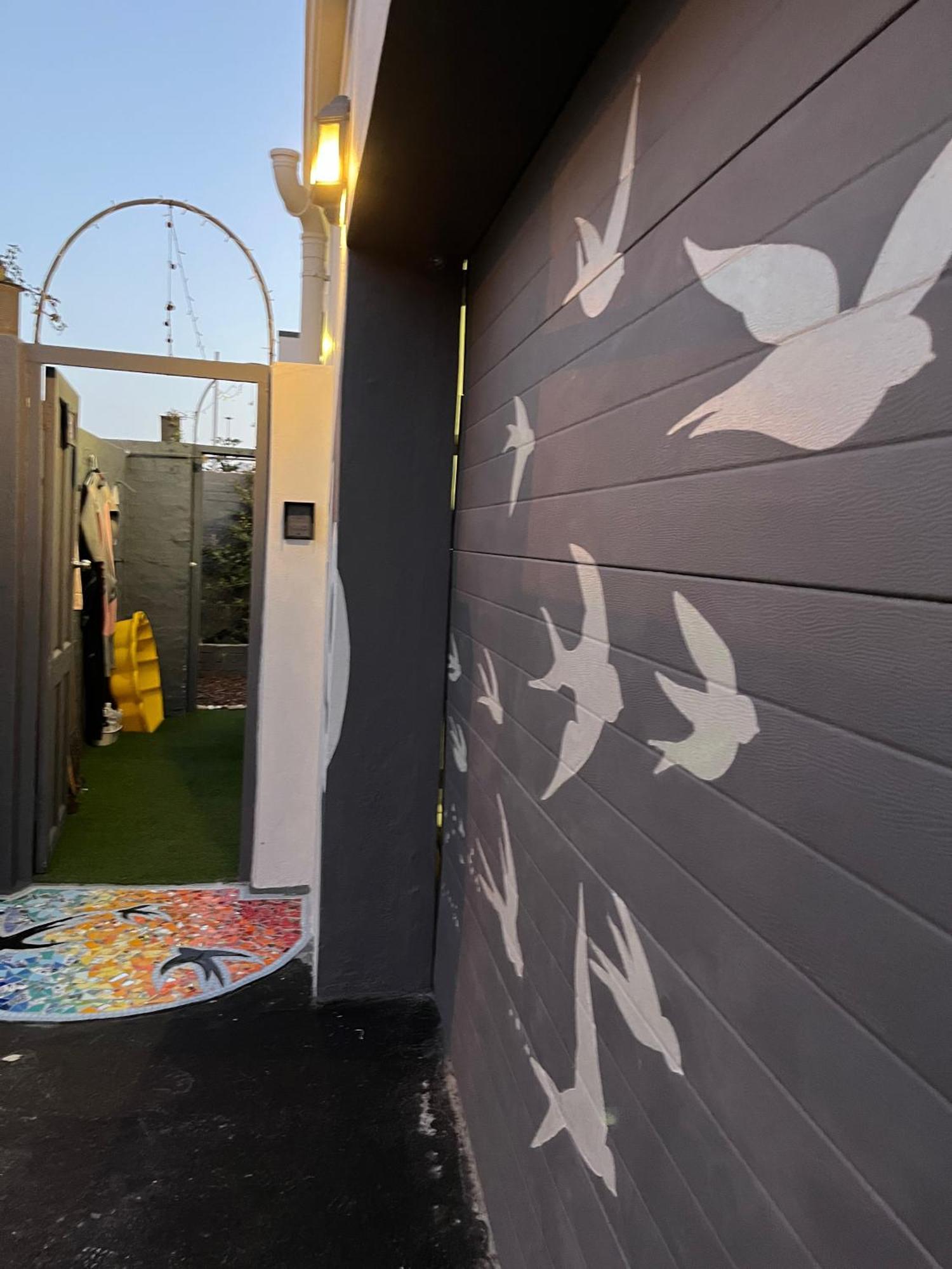 Seaside Getaway @ Swallow House Suite #2 Cape Town Bagian luar foto